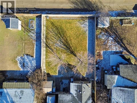 Photo 33 of 922 Westminster Avenue, North Kamloops