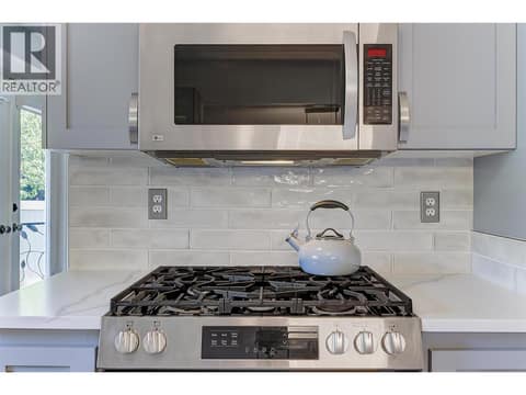 Photo 10 of 1852 Crossglen Court, North Glenmore, Kelowna