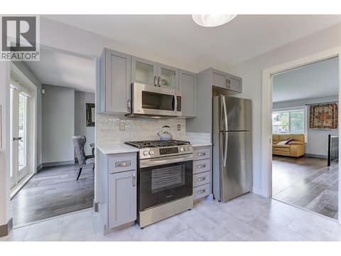 Photo 9 of 1852 Crossglen Court, North Glenmore, Kelowna