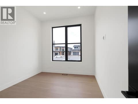 Office / Bedroom on main at 5533 Foothill Court, Kettle Valley, Kelowna