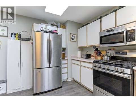 Photo 9 of 830 Mitchell Road, Rutland South, Kelowna