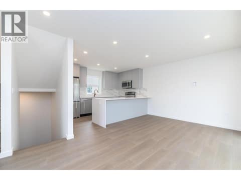 Photo 11 of 783 WINNIPEG Street Unit# 101 Lot# 1, Main North, Penticton
