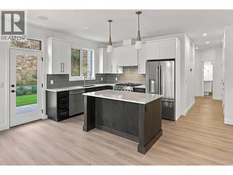 Photo 16 of 491 Clifton Road N, Glenmore, Kelowna