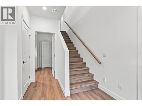 Foyer at 491 Clifton Road N, Glenmore, Kelowna