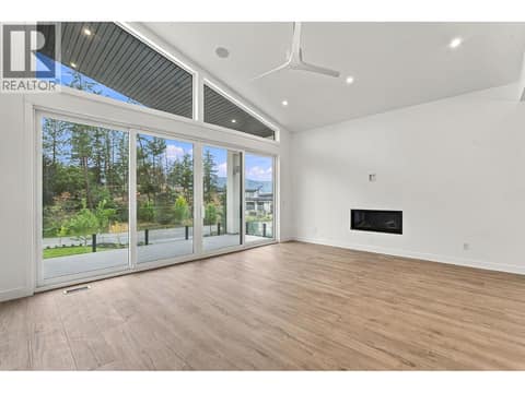 Photo 13 of 487 Clifton Road N, Glenmore, Kelowna
