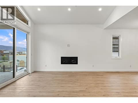Photo 15 of 487 Clifton Road N, Glenmore, Kelowna