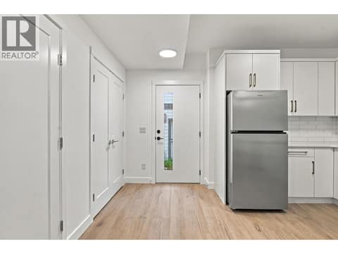 Suite Entrance at 487 Clifton Road N, Glenmore, Kelowna