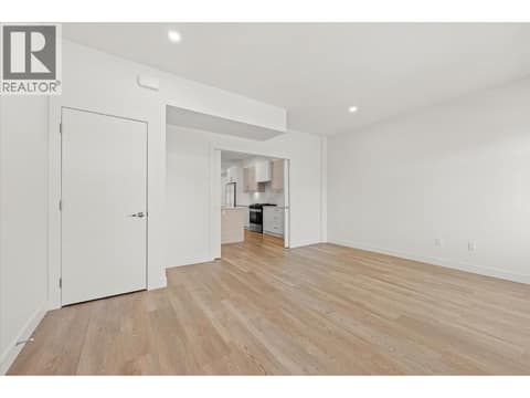 Photo 11 of 5300 Main Street Unit# 117, Kettle Valley, Kelowna