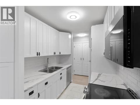 Photo 7 of 1595 SUMMIT Drive Unit# 6, Sahali, Kamloops