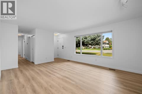 Photo 3 of 748 Hollywood Road N, Rutland North, Kelowna