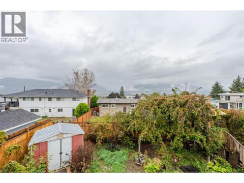 Photo 16 of 902 Maccleave Avenue, Columbia/Duncan, Penticton
