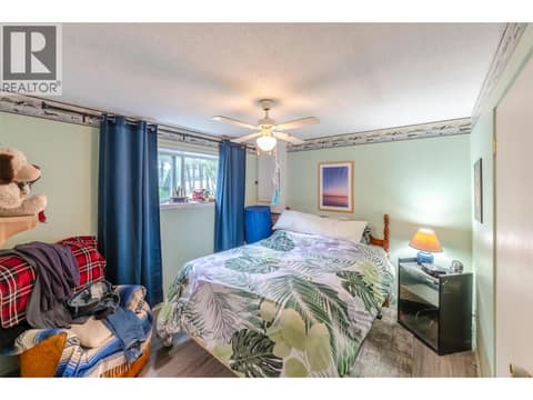 Photo 22 of 902 Maccleave Avenue, Columbia/Duncan, Penticton