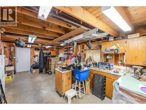 Photo 25 of 902 Maccleave Avenue, Columbia/Duncan, Penticton