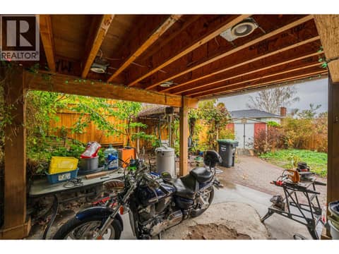 Photo 26 of 902 Maccleave Avenue, Columbia/Duncan, Penticton