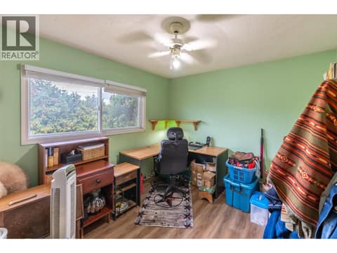 Photo 7 of 902 Maccleave Avenue, Columbia/Duncan, Penticton