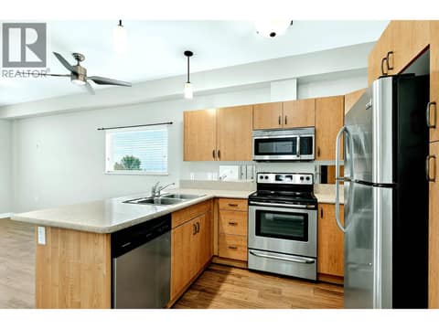 Photo 3 of 755 Mayfair Street Unit# 423, Brocklehurst, Kamloops