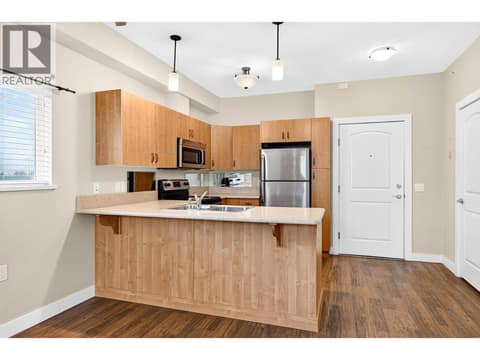 Photo 7 of 755 Mayfair Street Unit# 423, Brocklehurst, Kamloops