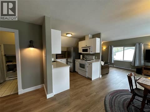 Photo 18 of 7245 Dunwaters Road, Fintry, Kelowna