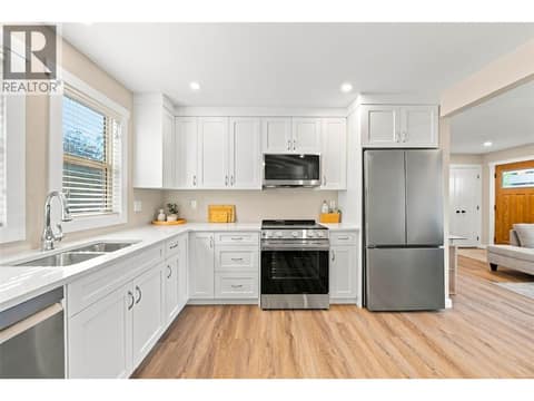 Photo 17 of 1201 PLEASANT Street, South Kamloops