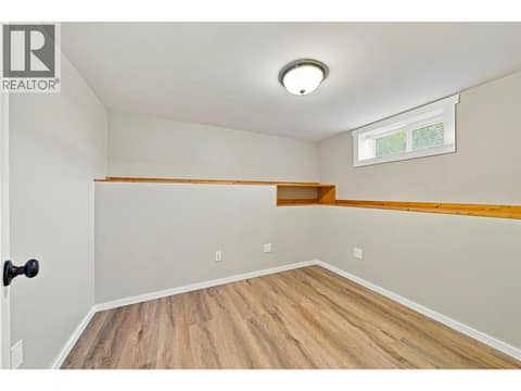 Photo 34 of 1201 PLEASANT Street, South Kamloops