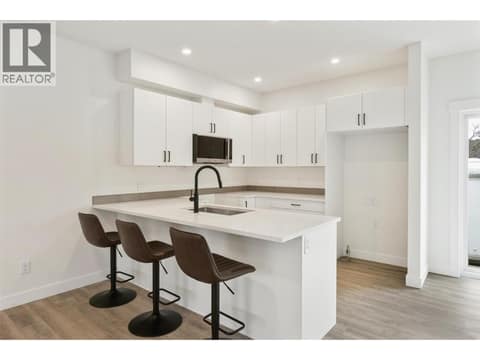 Virtually Staged at 11815 Grant Avenue Unit# 102, Main Town, Summerland