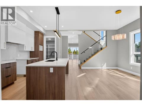 Photo 9 of 757 Barnaby Road Unit# 3, Upper Mission, Kelowna