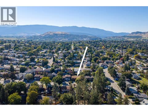 Photo 11 of 1604 39A Avenue, East Hill, Vernon