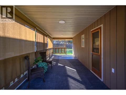 Photo 2 of 1604 39A Avenue, East Hill, Vernon