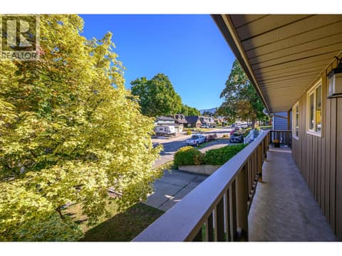 Photo 6 of 1604 39A Avenue, East Hill, Vernon