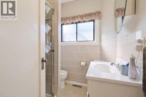 Photo 25 of 15610 Fosbery Road, Summerland Rural
