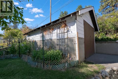 Photo 8 of 15610 Fosbery Road, Summerland Rural