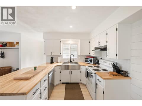 Kitchen. at 637 Alexander Avenue, Main North, Penticton