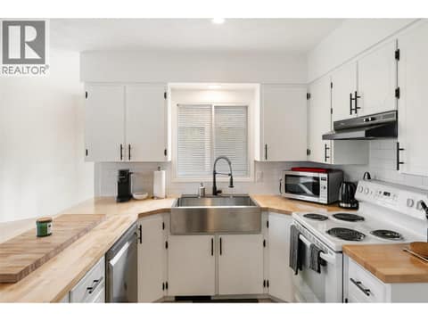Kitchen. at 637 Alexander Avenue, Main North, Penticton