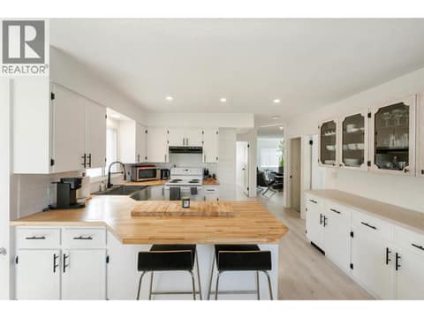 Kitchen. at 637 Alexander Avenue, Main North, Penticton