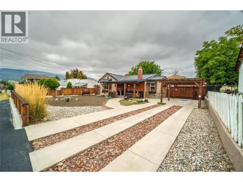 Photo 40 of 141 Regina Avenue, Main North, Penticton