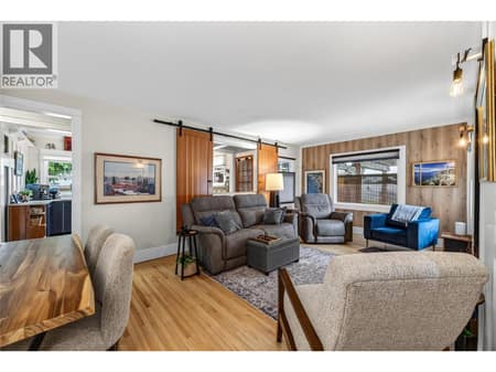 Photo 6 of 141 Regina Avenue, Main North, Penticton