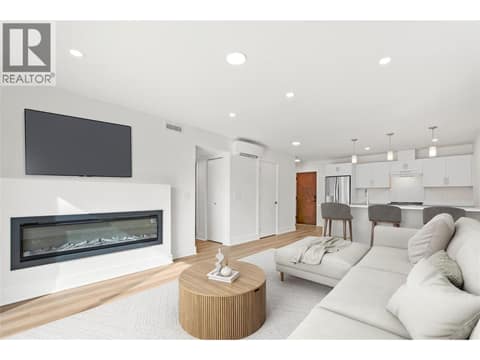 Virtually staged at 578 Lakeshore Drive Unit# 203, Main North, Penticton