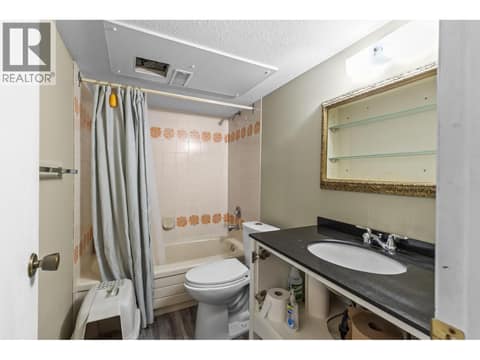 Photo 29 of 2125 Burtch Road Unit# 201, Springfield/Spall, Kelowna