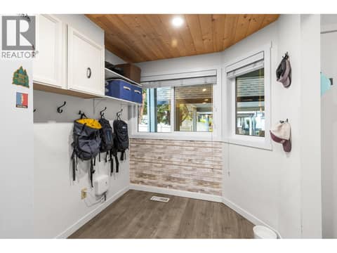 Photo 5 of 2125 Burtch Road Unit# 201, Springfield/Spall, Kelowna
