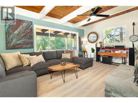 Photo 10 of 2475 Dunsmuir Road, South East Kelowna