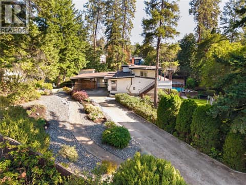 Photo 2 of 2475 Dunsmuir Road, South East Kelowna