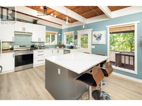Photo 5 of 2475 Dunsmuir Road, South East Kelowna