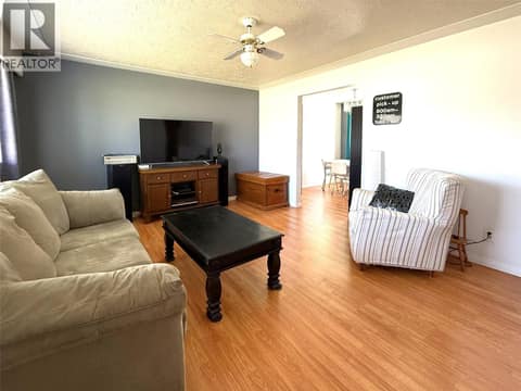 Photo 2 of 1359 HAMILTON Street, North Kamloops