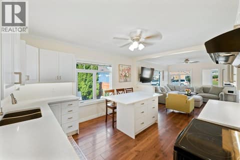 Photo 12 of 584 Edna Avenue, Main North, Penticton
