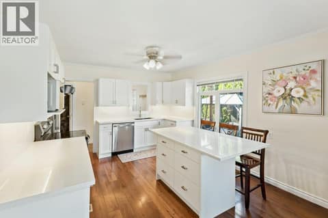 Photo 9 of 584 Edna Avenue, Main North, Penticton