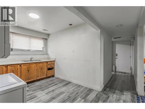 Photo 22 of 758 Josselyn Court, Rutland North, Kelowna