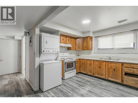 Legal Suite Kitchen at 758 Josselyn Court, Rutland North, Kelowna