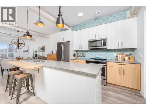 Photo 5 of 11581 Rogers Road Unit# 402, Lake Country East / Oyama