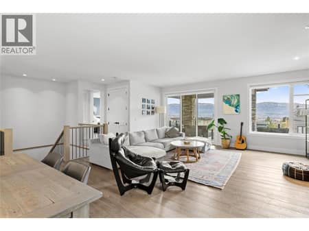 Photo 6 of 876 Boynton Place, Glenmore, Kelowna