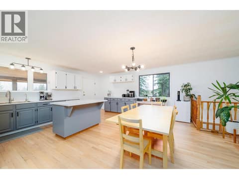 Photo 11 of 11011 Hallam Drive, Lake Country South West